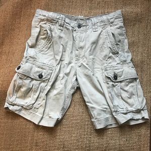 American eagle classic length cargo shorts 32W